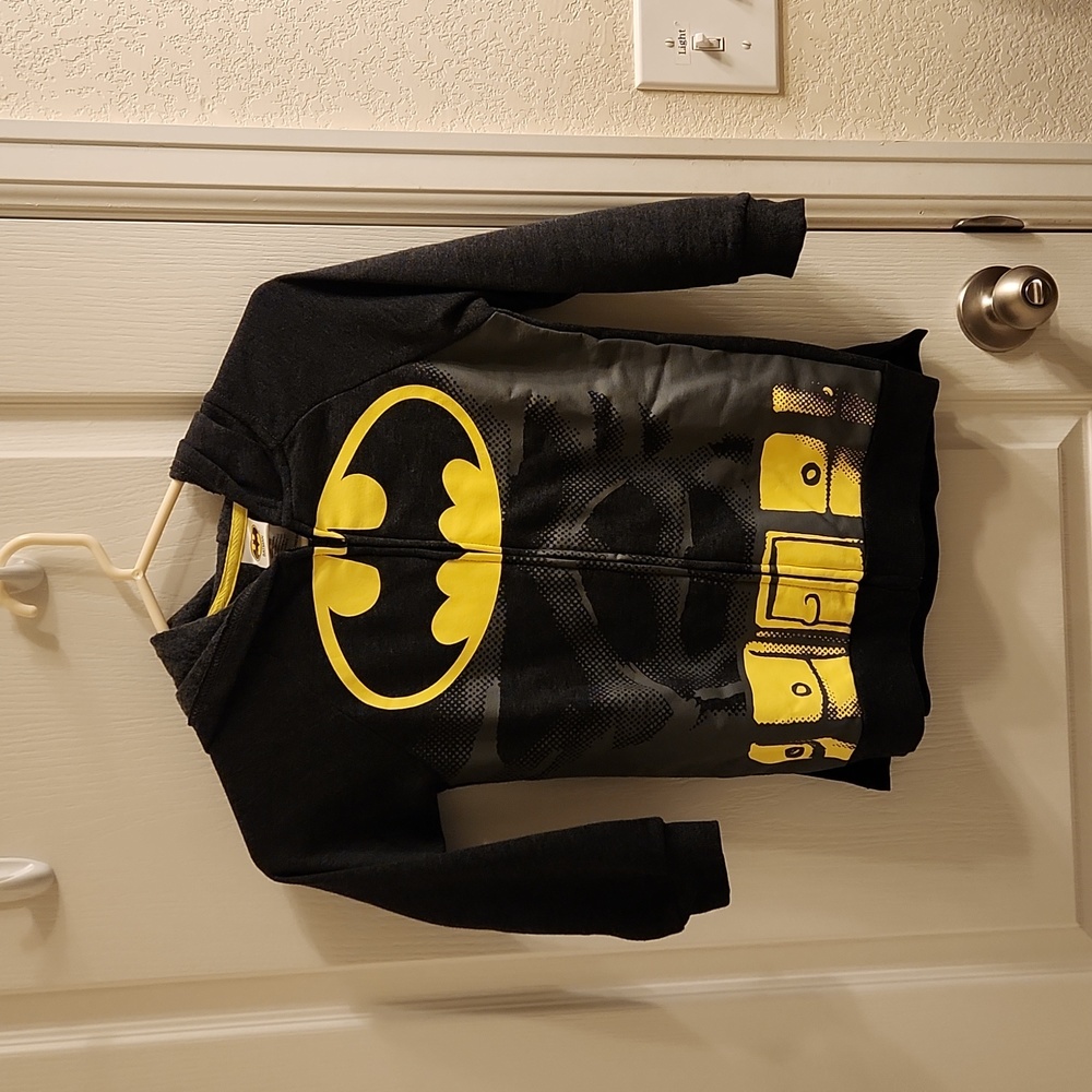 EUC Zippered Batman Sweatshirt